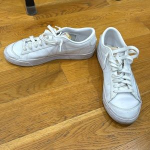 Nike Women’s Sneakers All White Size 9